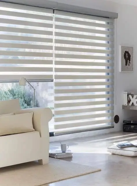 Cortinas de colores neutros