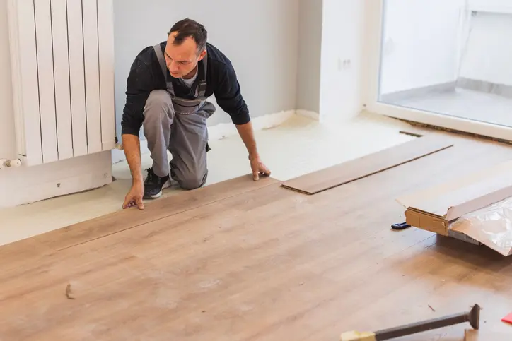 Instalación de pisos de madera