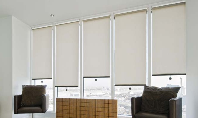 cortinas enrollables en fibras screen